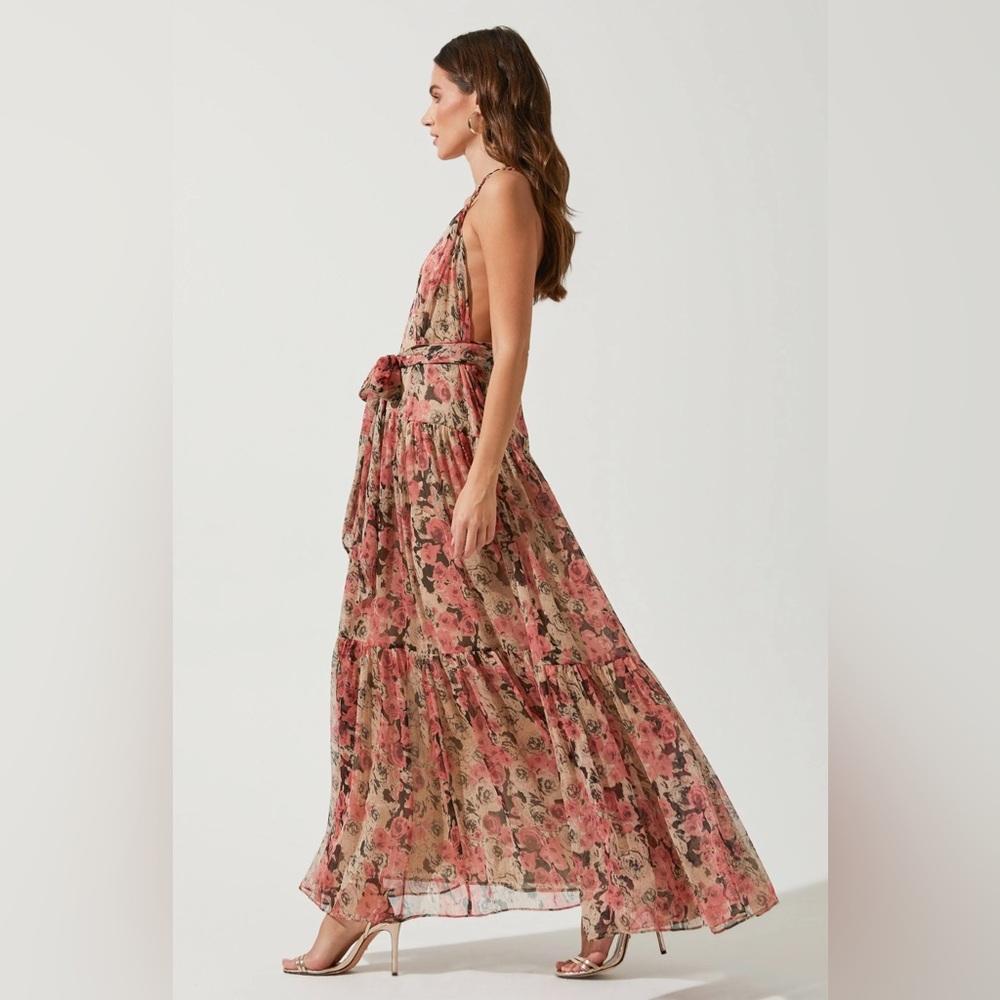 NWT ASTR the Label EARTHA Pink FLORAL MAXI DRESS Plunge V Neck Metallic Small - Picture 3 of 8